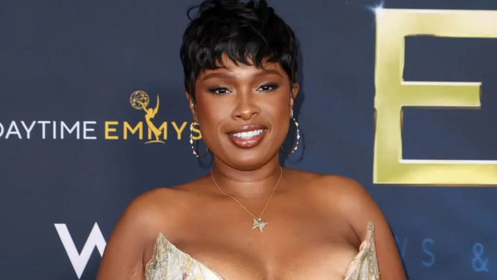 Jennifer Hudson, o apariție de aur la Daytime Emmy: Vedeta EGOT a strălucit într-o creație Christian Siriano