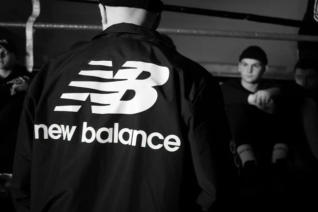 New Balance lansează Maxey V1 în culorile 76ers luna viitoare