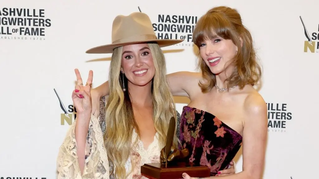 Taylor Swift a strălucit în diamante Leviev la Gala Hall of Fame din Nashville